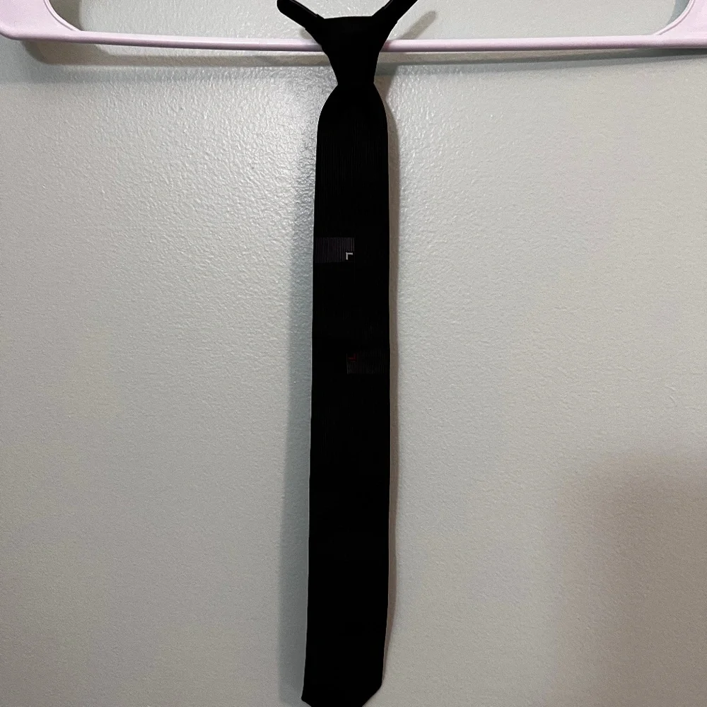 young mans clip on tie